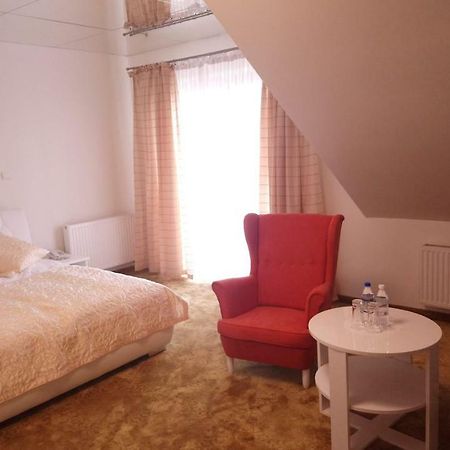 Hotel Milord Pułtusk Ngoại thất bức ảnh