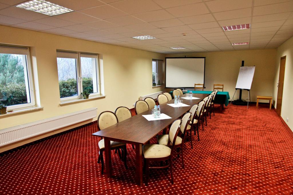 Hotel Milord Pułtusk Ngoại thất bức ảnh