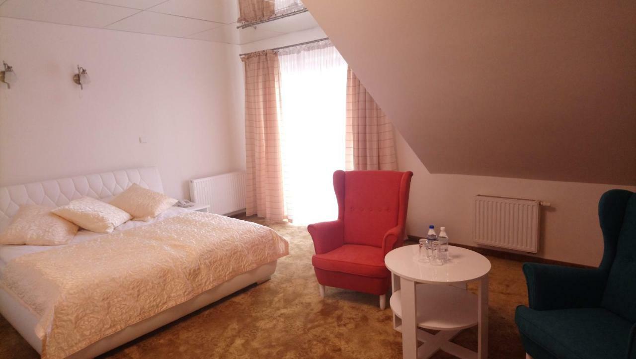 Hotel Milord Pułtusk Ngoại thất bức ảnh