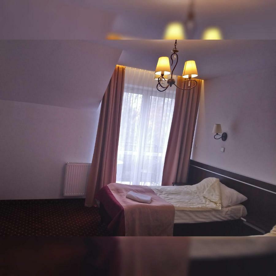 Hotel Milord Pułtusk Ngoại thất bức ảnh