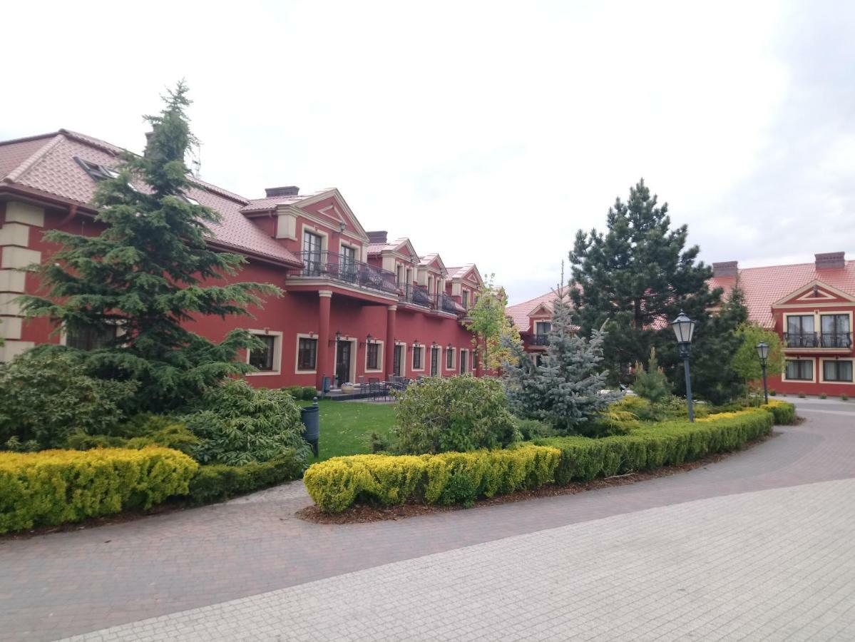 Hotel Milord Pułtusk Ngoại thất bức ảnh