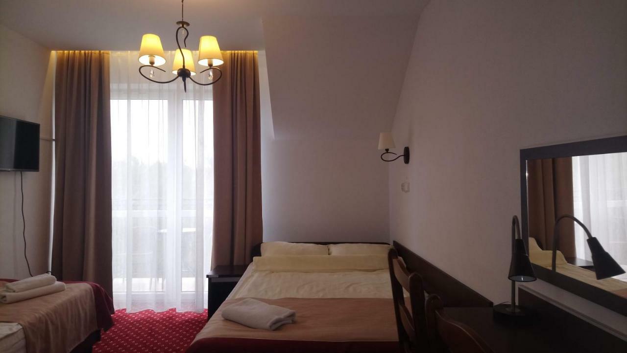 Hotel Milord Pułtusk Ngoại thất bức ảnh